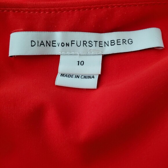 Diane Von Furstenberg Sheath Dress 10 Red Classic Cocktail Business Timeless - Picture 11 of 12